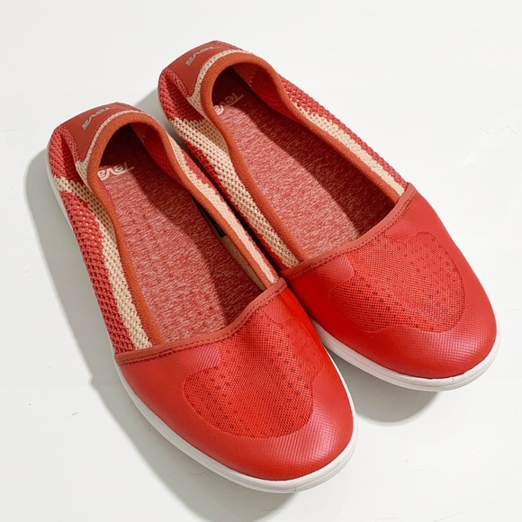 teva ballet flats